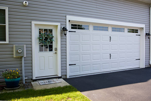 24/7 Emergency Garage Door Panel Replacement experts in Roy, UT